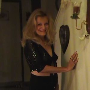 Meet your Posher, Sandy